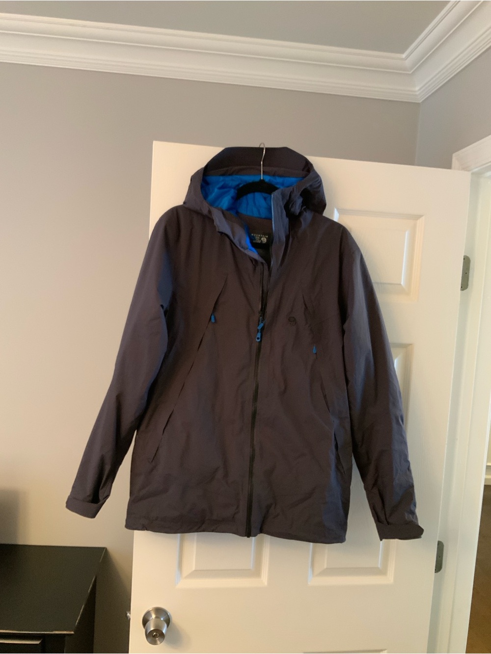 Mountain Hardwear Men's snowboard ski jacket